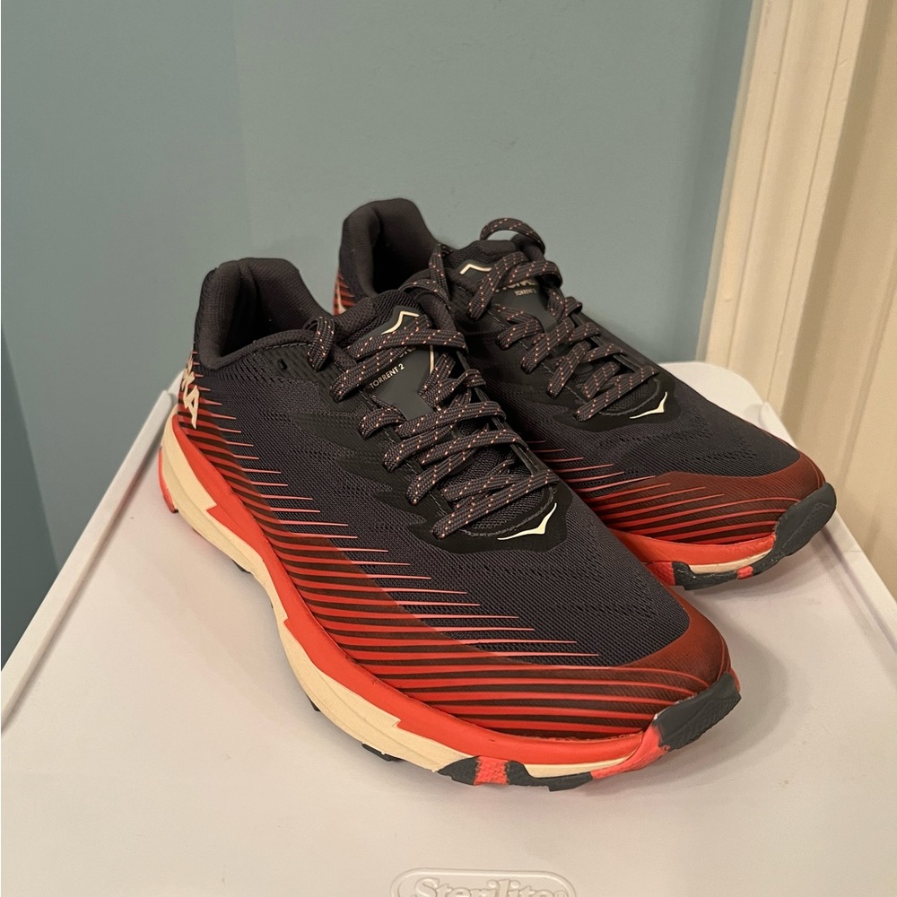 Womens Hoka Size 9.5